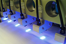 紫外線照射システム・レーザーマーカー・画像処理を活用した組付け・検査装置